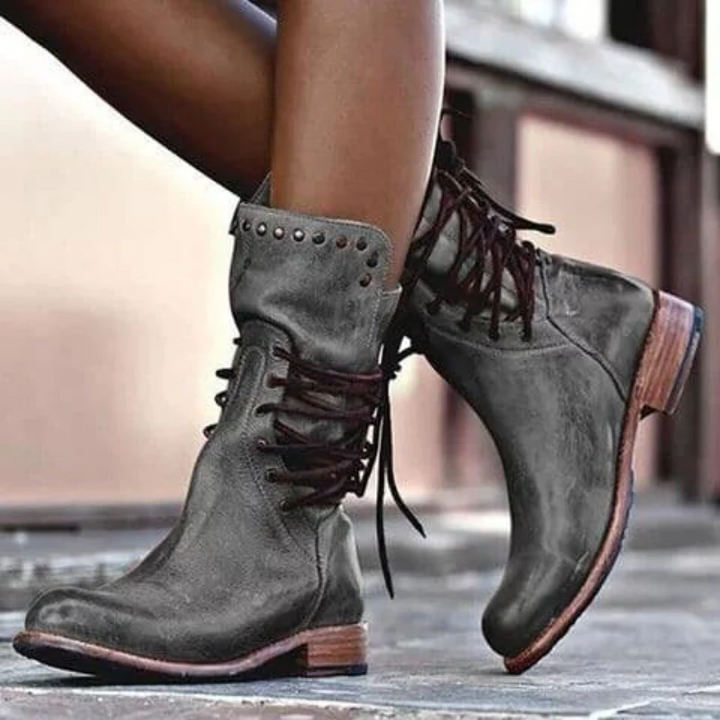 Klassische Damen Lederstiefel