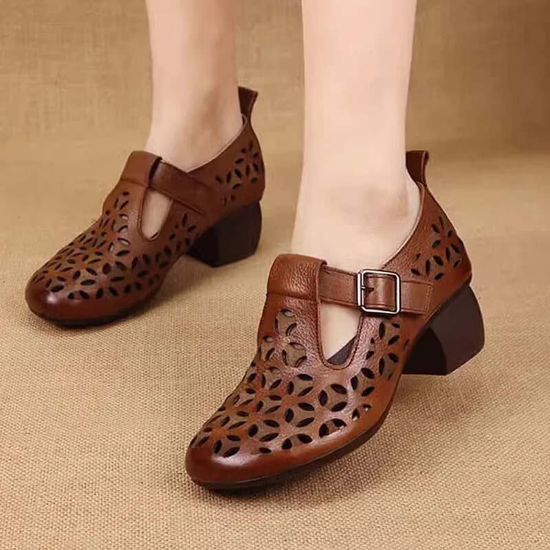 Modische Damen Freizeitschuhe im Ethno-Stil