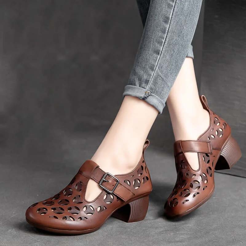 Modische Damen Freizeitschuhe im Ethno-Stil