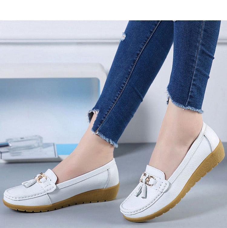 Regina - Ergonomische Damen Schuhe im Vintage Look