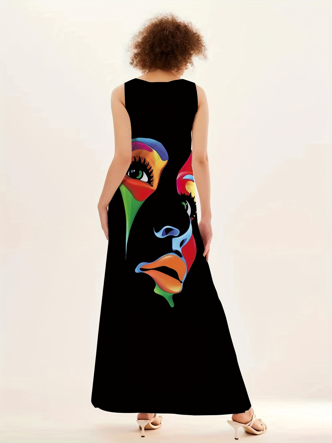 Modisches Damen Maxi-Kleid mit Gesichtsdruck