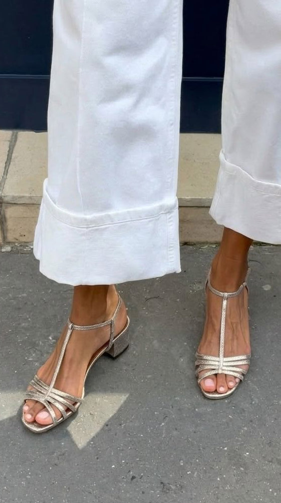 Elegante Damen Sandalen mit Blockabsatz und Metallschnalle