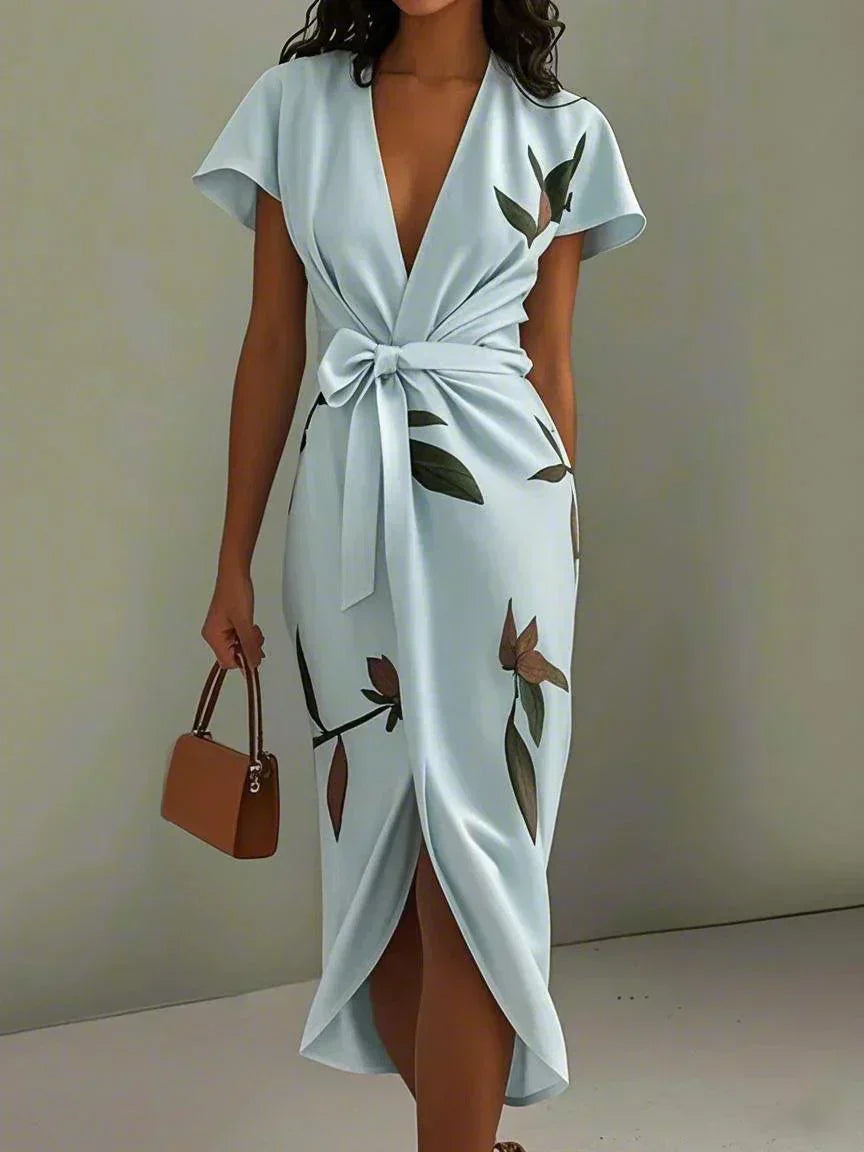 Midikleid mit botanischem Wickeldesign