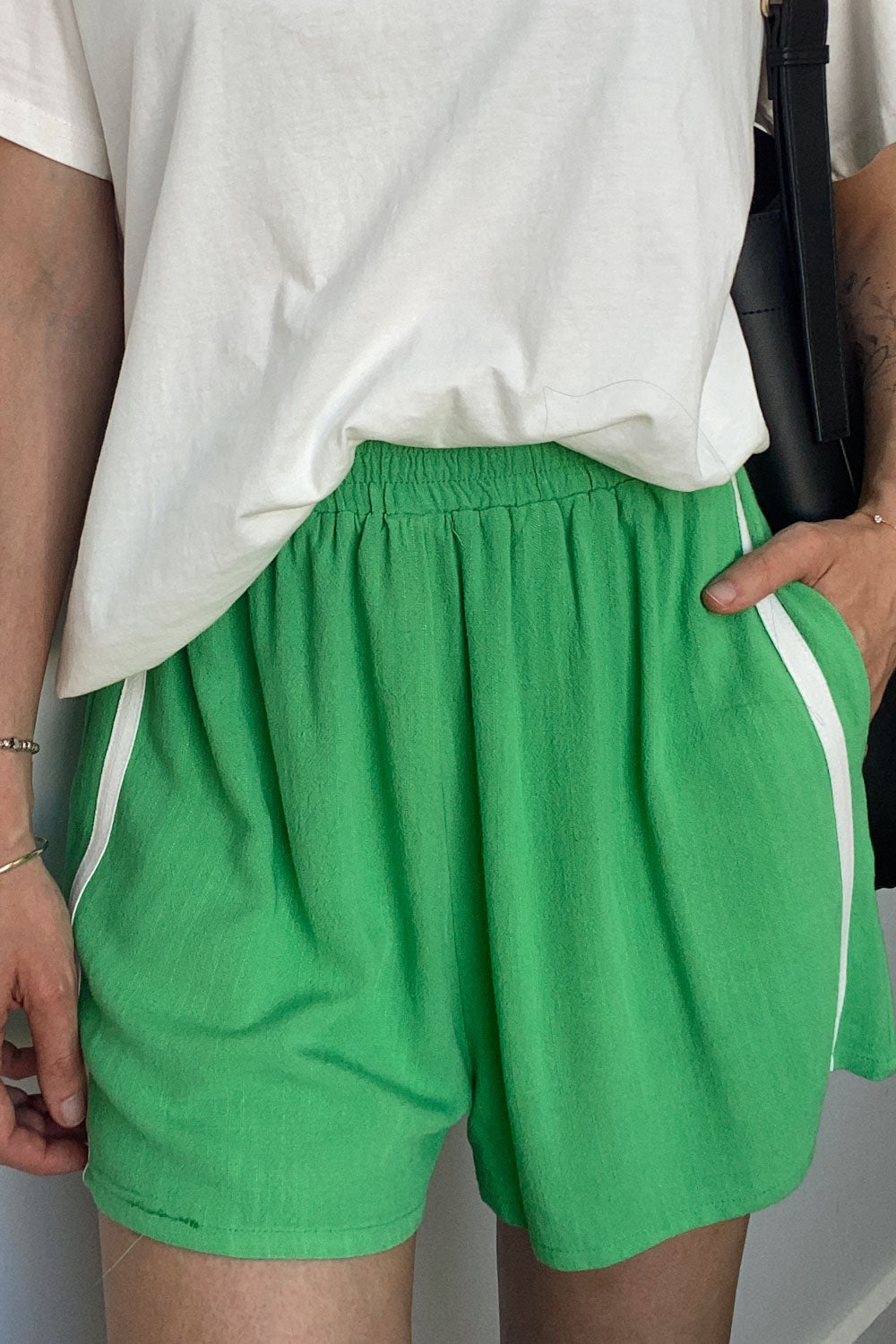 Courtney Leichte Damen Leinenshorts
