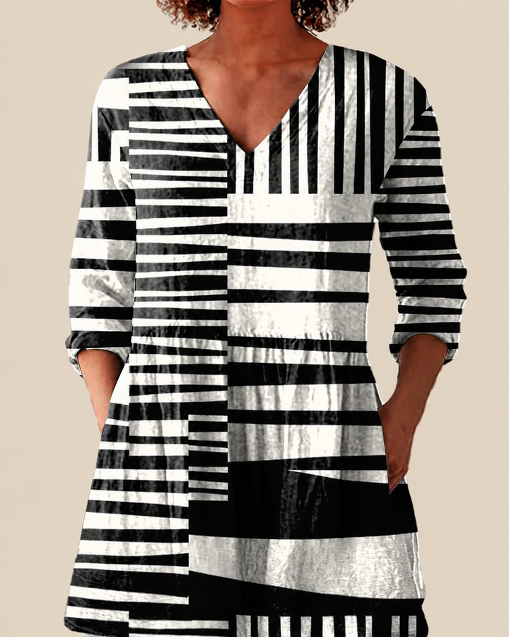 Ausdrucksstarke Lange Damen Bluse mit Muster