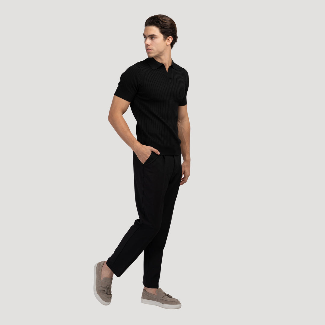 Elegantes Herren Poloshirt mit V-Ausschnitt
