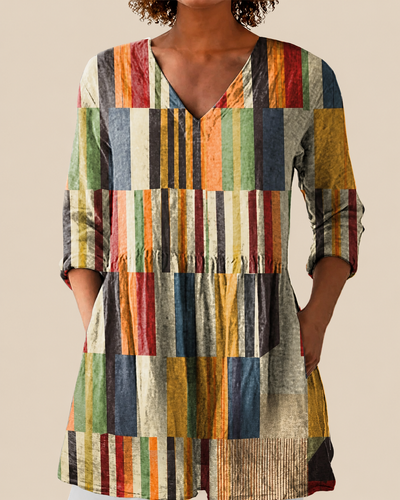Ausdrucksstarke Lange Damen Bluse mit Muster