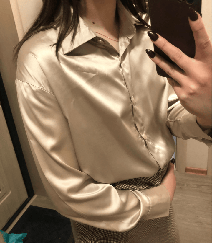 Elegante Satin Damen Bluse mit Knöpfen