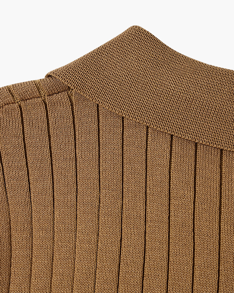 Elegantes Gestricktes Herren Poloshirt aus Baumwolle