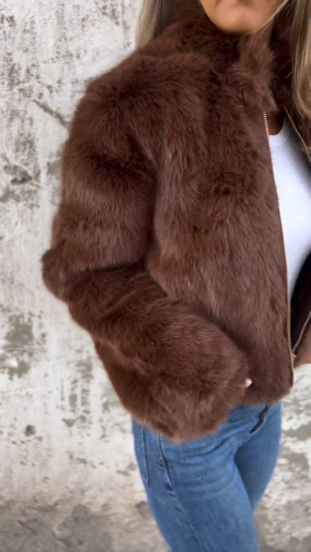 Sarah Trendige Damen Kunstfelljacke