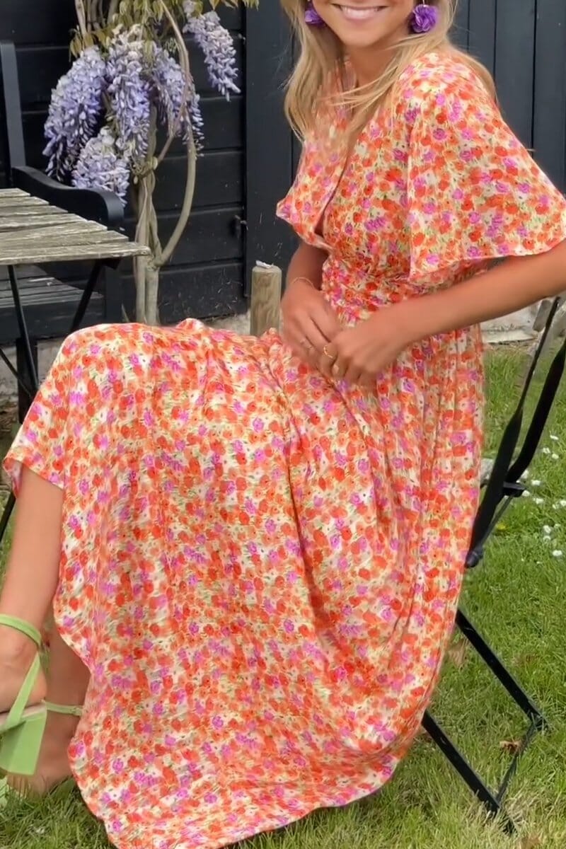Sandra Elegantes Damen Maxikleid mit V-Ausschnitt